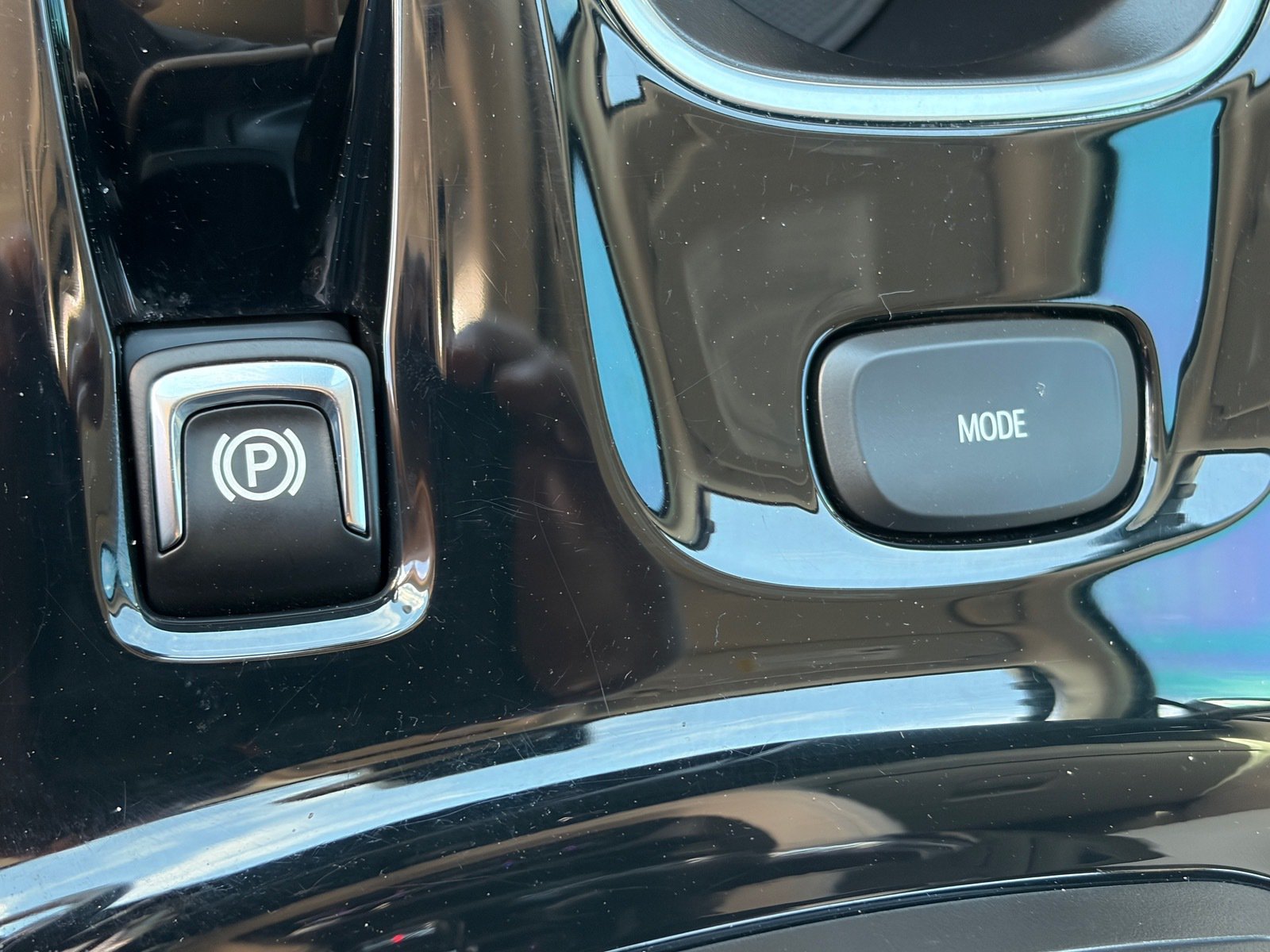 Used 2021 Buick Envision Avenir w/ Technology Package II FWD image 31