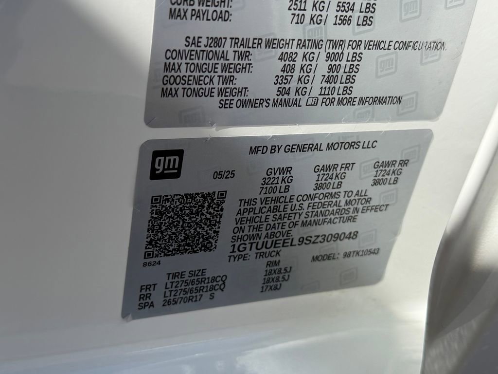 Used 2025 GMC Sierra 1500 AT4 image 29