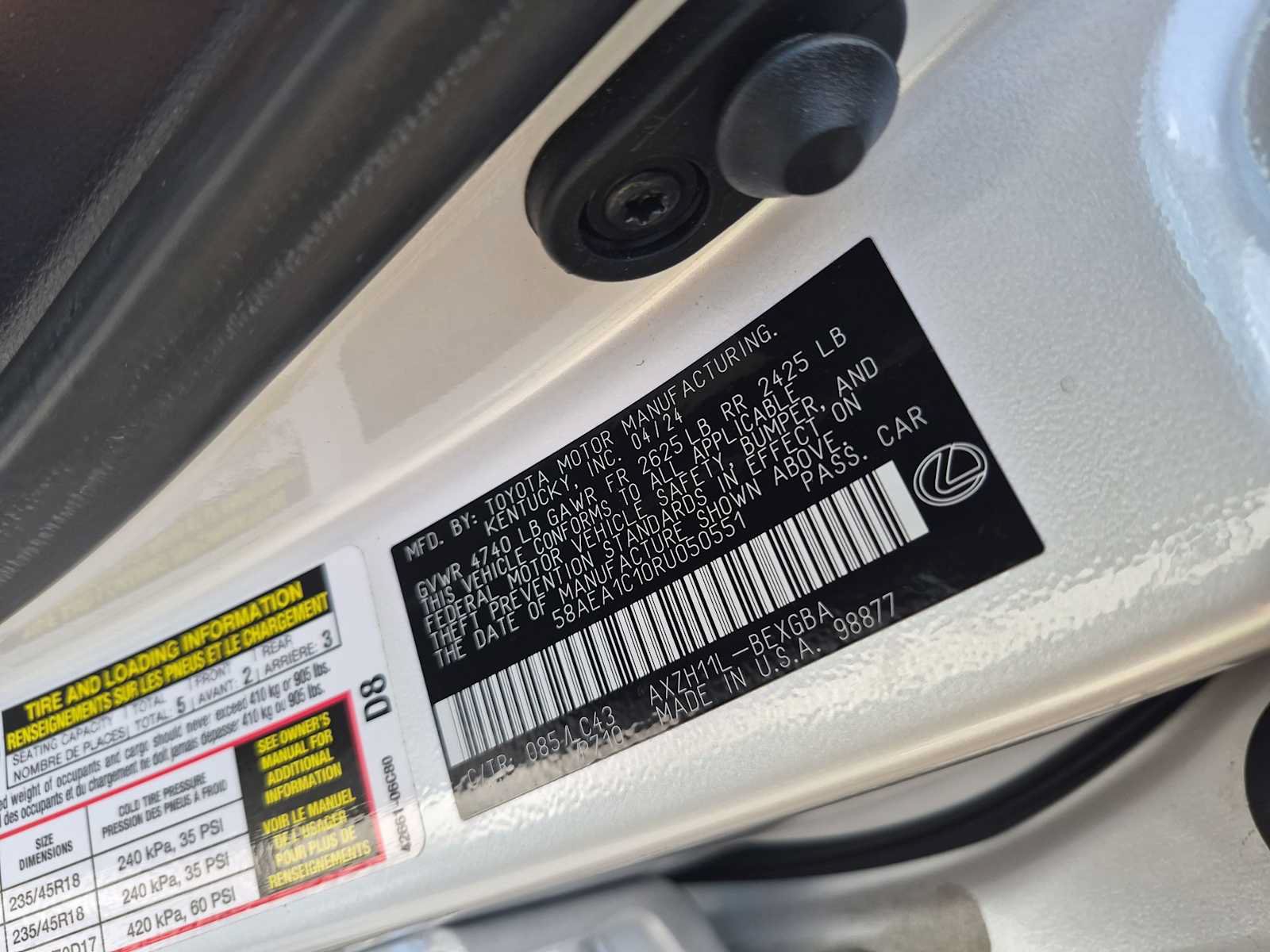 Used 2024 Lexus ES 300h w/ Technology Package FWD image 33