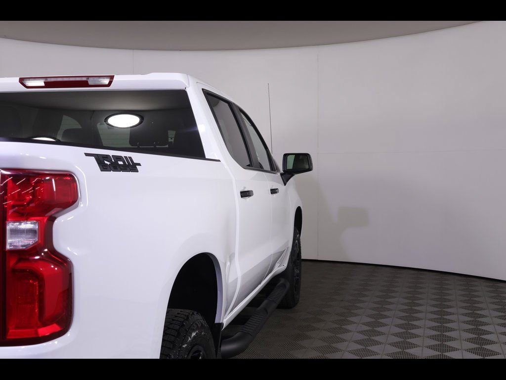 Used 2025 Chevrolet Silverado 1500 LT Trail Boss w/ Dark Appearance Package image 19