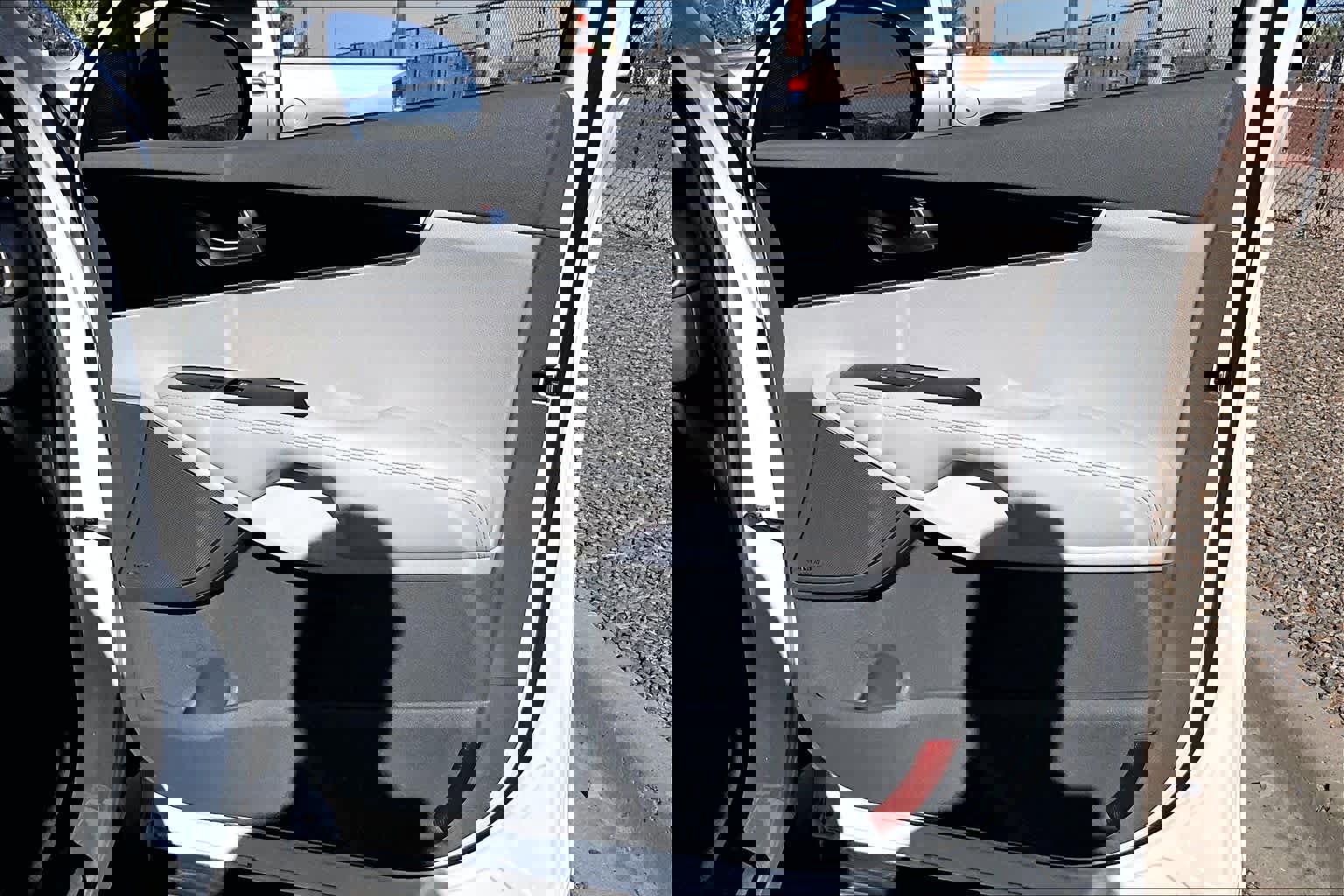 Used 2017 Kia Sorento SX image 20