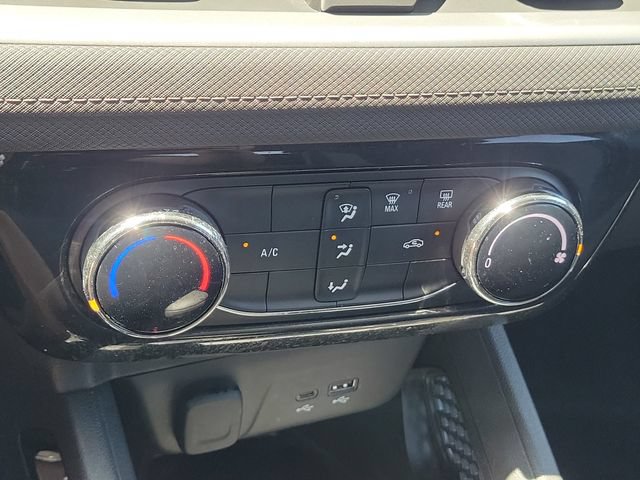 Certified 2025 Chevrolet TrailBlazer LT AWD/4WD image 30