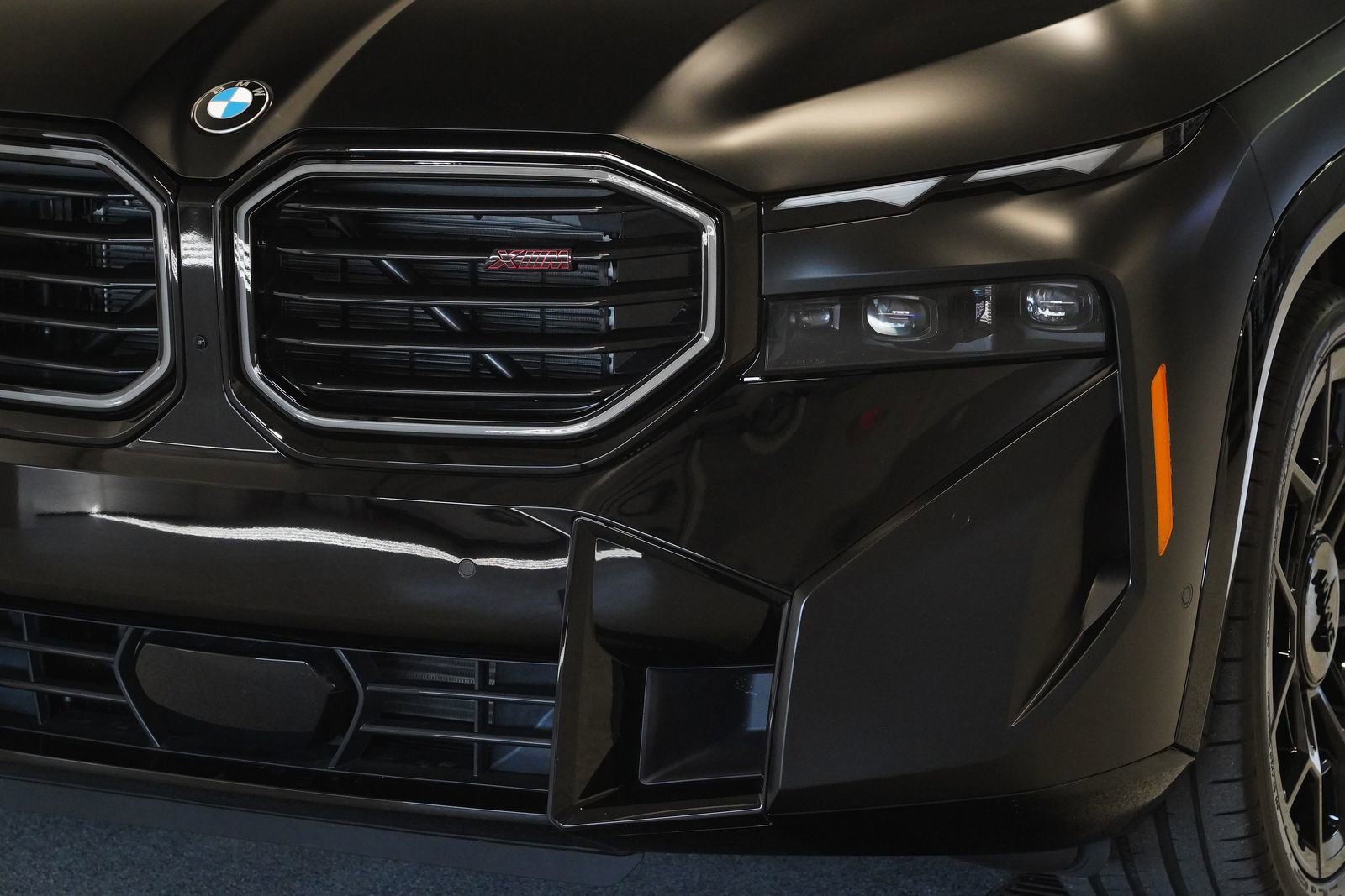 Used 2026 BMW XM Label Red image 6