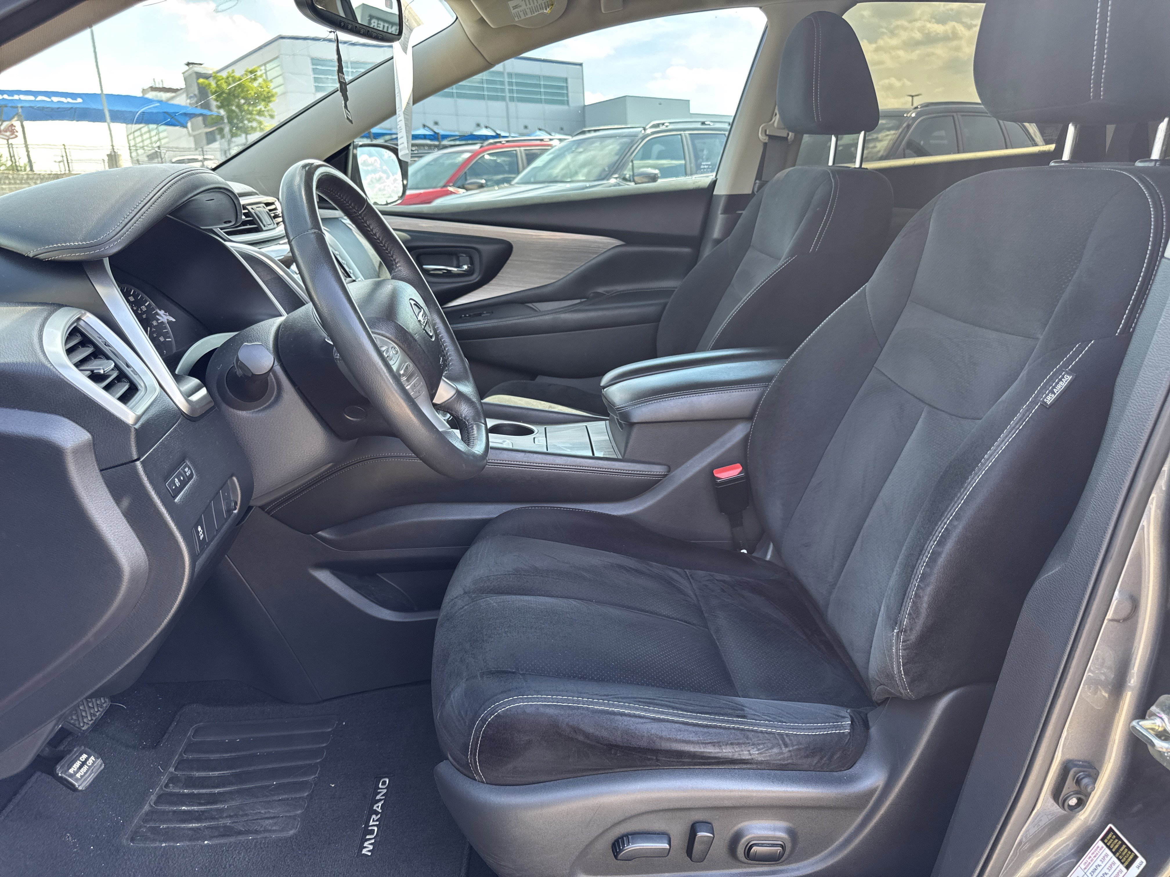 Used 2016 Nissan Murano SV FWD image 23