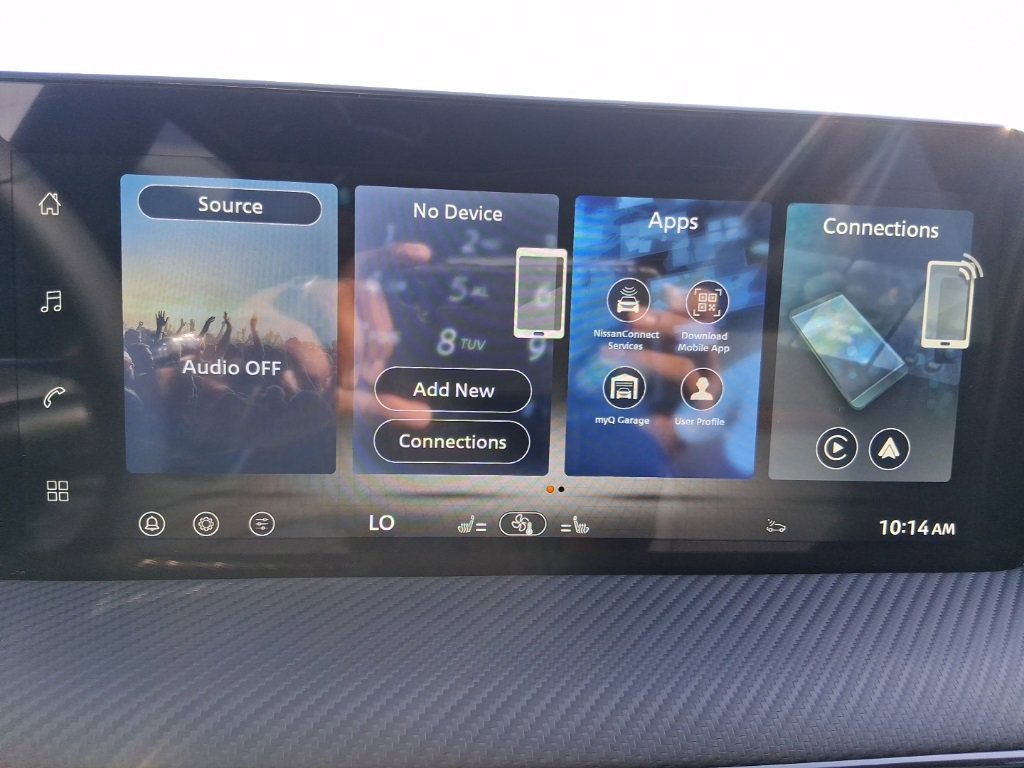 New 2026 Nissan Kicks SR w/ Cold Weather Package image 13