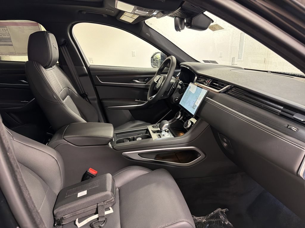 New 2026 Jaguar F-PACE R-Dynamic S AWD/4WD image 25