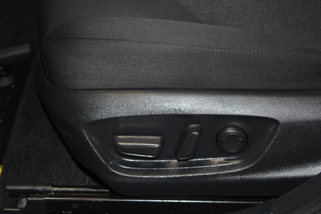 Used 2023 Toyota Camry LE image 13