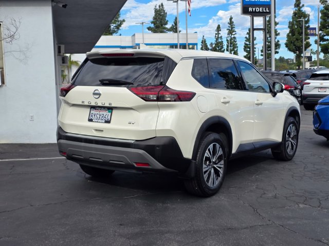 Used 2021 Nissan Rogue SV FWD image 6