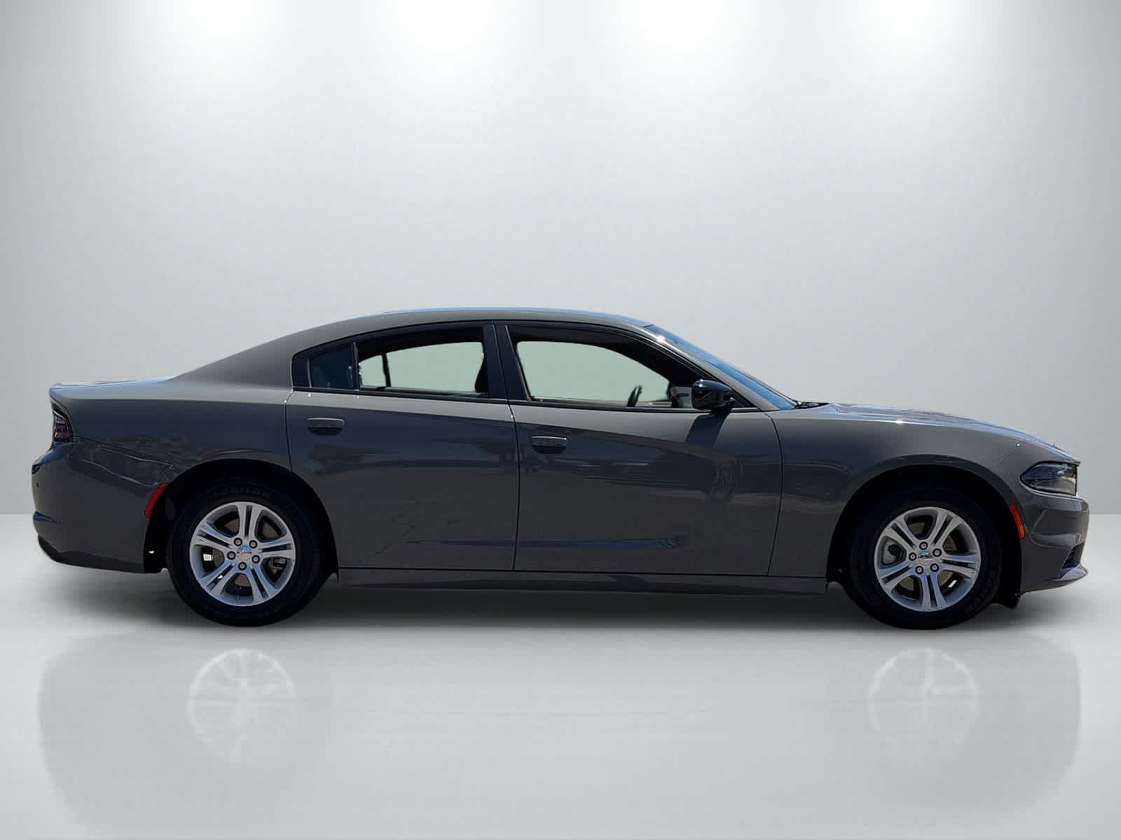 Used 2023 Dodge Charger SXT RWD image 8