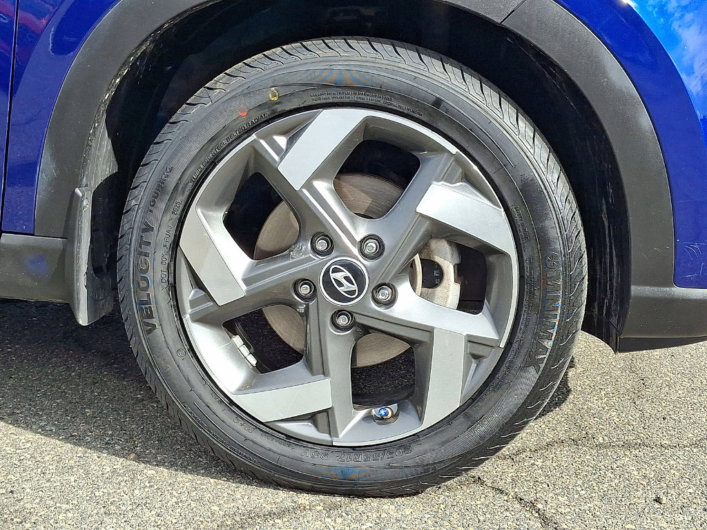 Certified 2022 Hyundai Venue SEL image 54