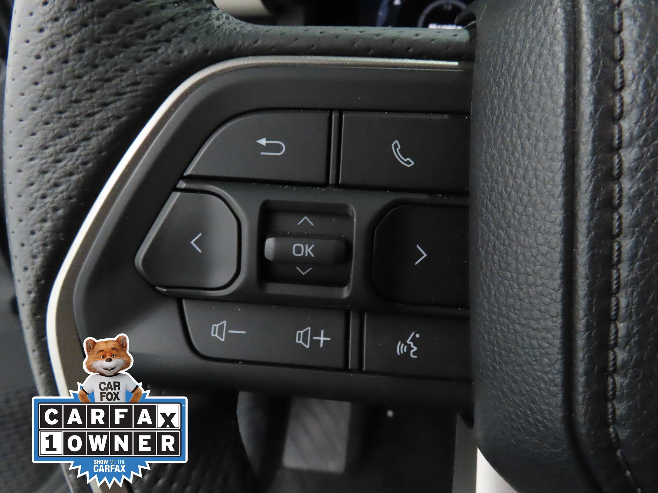 Used 2024 Toyota Tacoma TRD Off-Road image 12