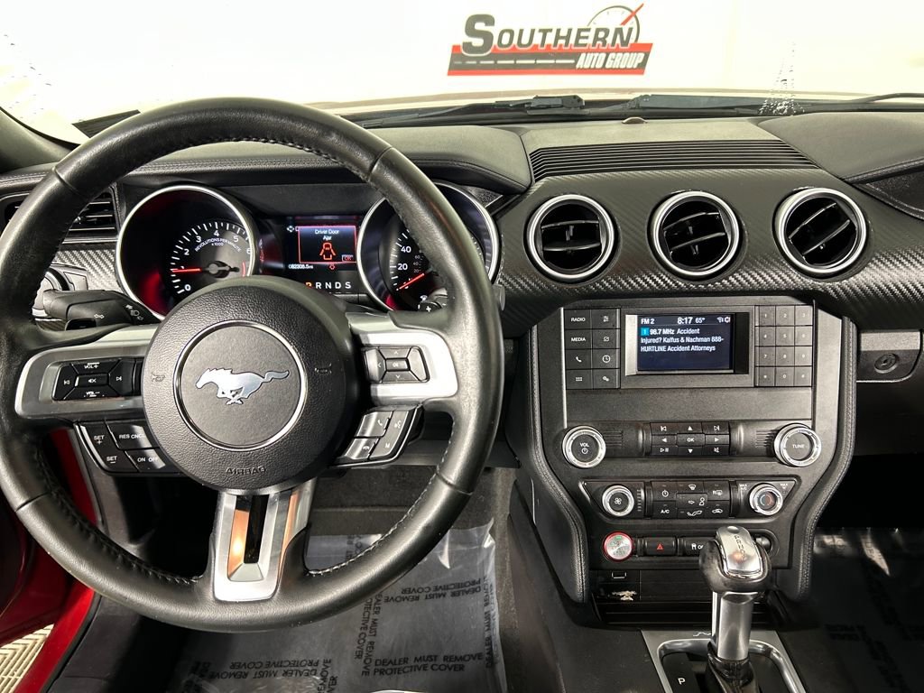 Used 2019 Ford Mustang EcoBoost image 17