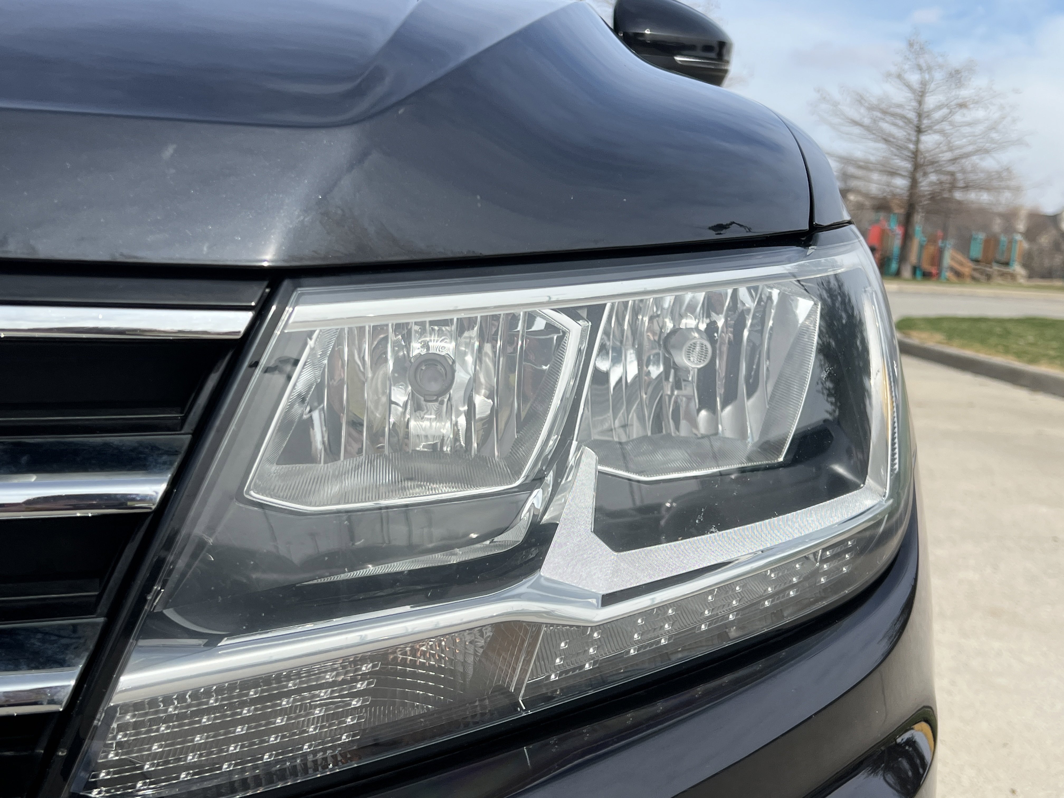 Used 2018 Volkswagen Tiguan SE w/ 18" Alloy Wheels Package image 6