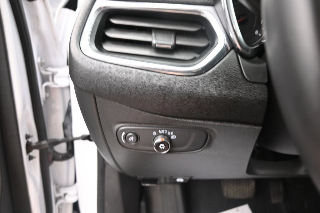 Used 2022 Chevrolet Equinox LT FWD image 29