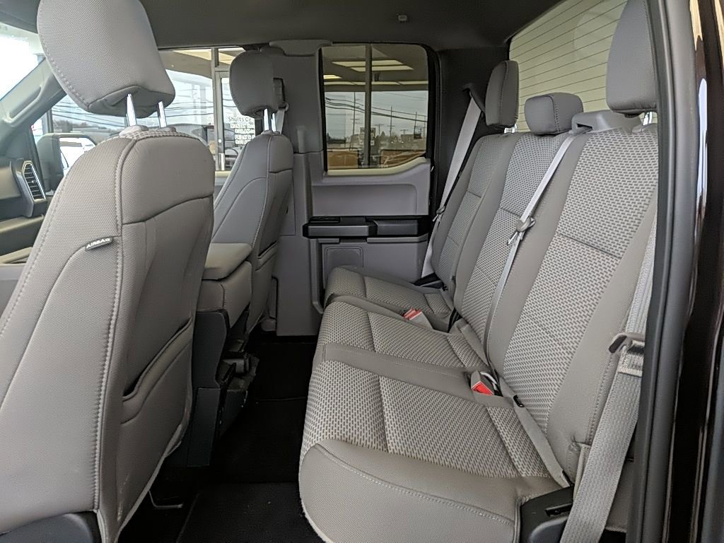 Used 2018 Ford F150 XLT w/ Equipment Group 302A Luxury image 13