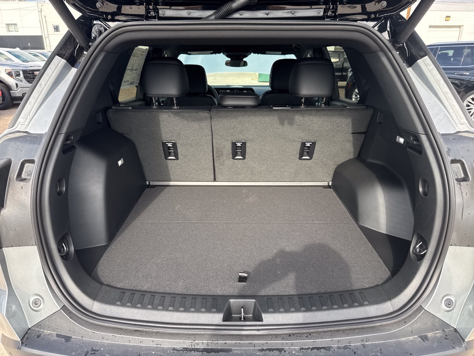 New 2027 GMC Terrain Elevation w/ Elevation Premium Package AWD/4WD image 26