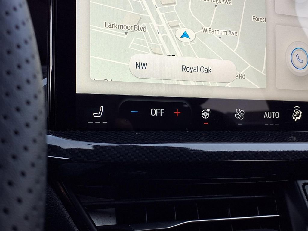 Used 2024 Ford Escape ST-Line w/ Tech Pack #1 image 5