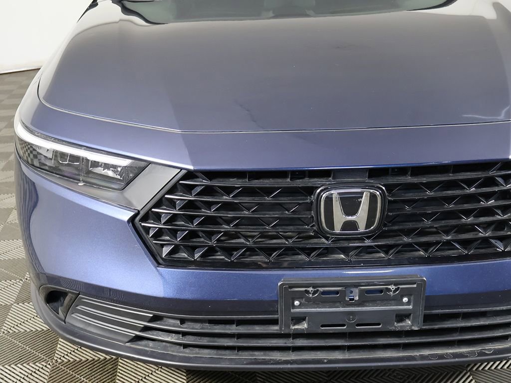 Used 2025 Honda Accord SE image 13