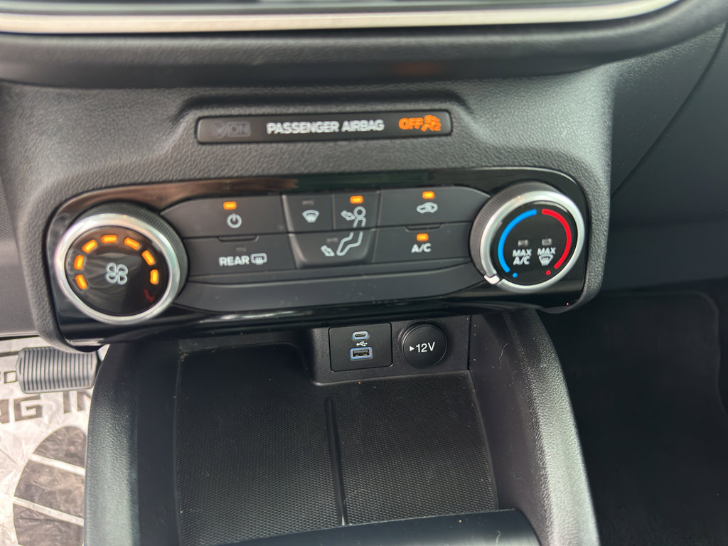 Used 2022 Ford Escape S image 18