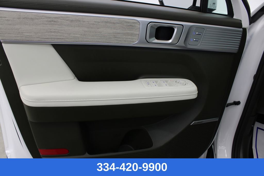 Used 2025 Hyundai Santa Fe Calligraphy image 16