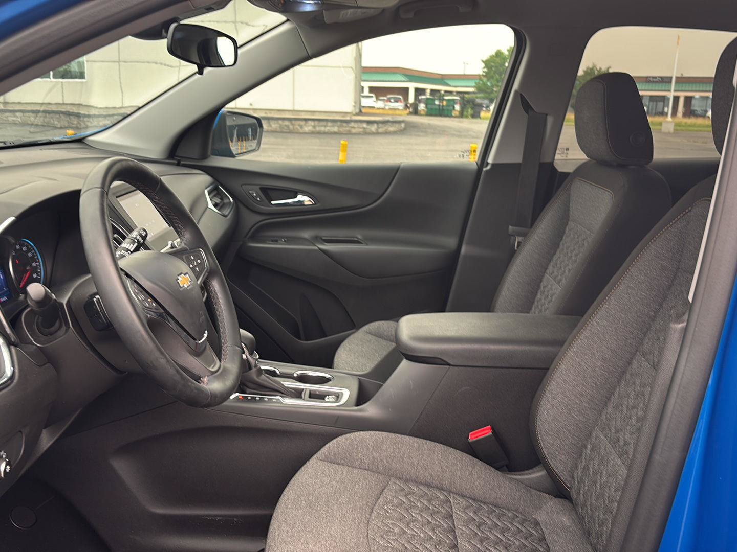 Used 2024 Chevrolet Equinox LT AWD/4WD image 30
