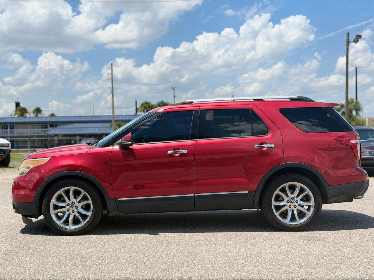 Used 2011 Ford Explorer Limited w/ 301A Rapid Spec Order Code FWD image 5