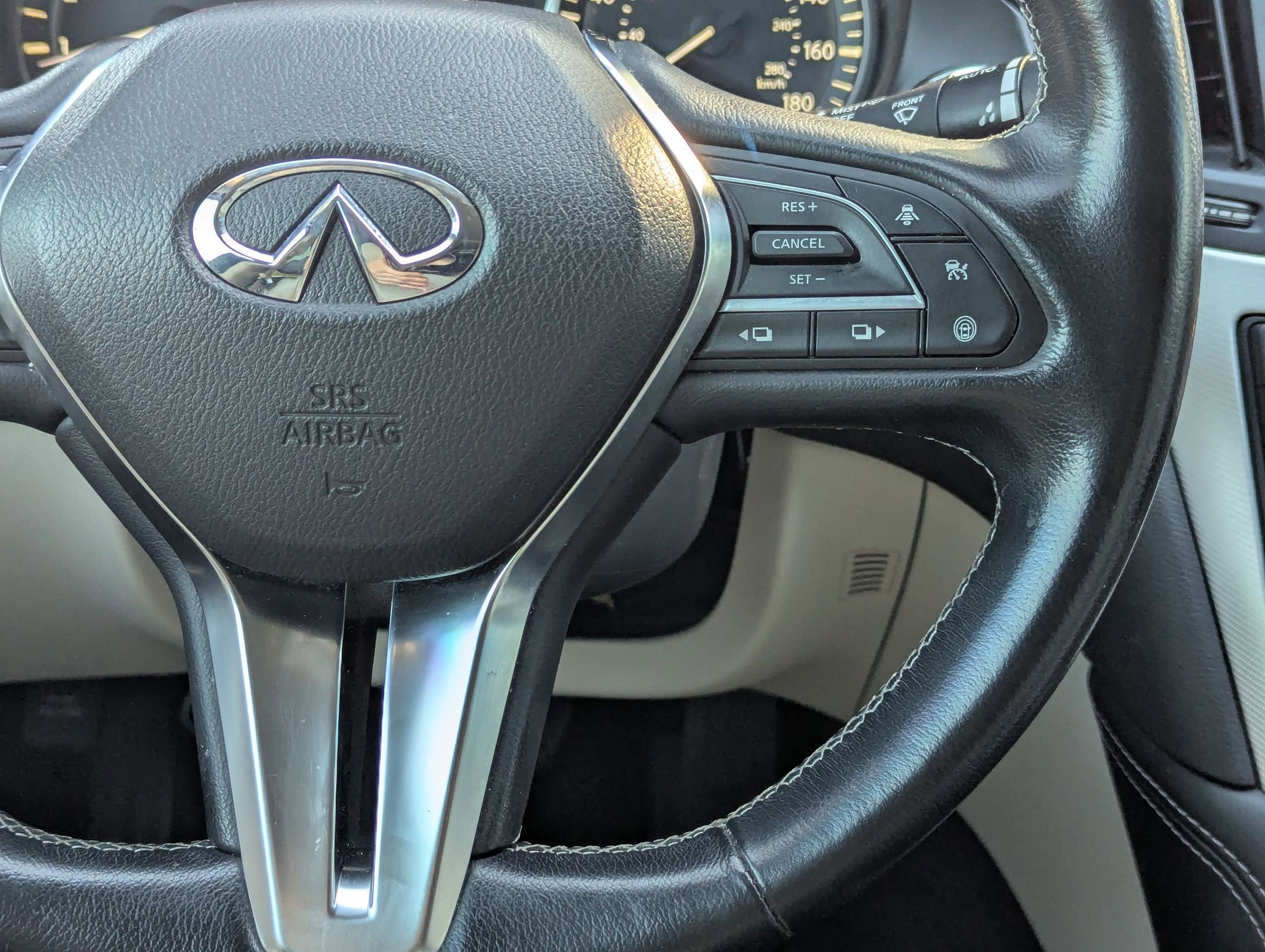 Used 2021 INFINITI Q50 Luxe w/ Seat & Sound Package image 22