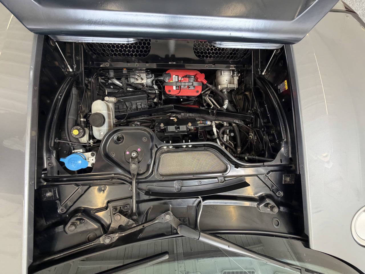 Used 2006 Ford GT RWD image 64