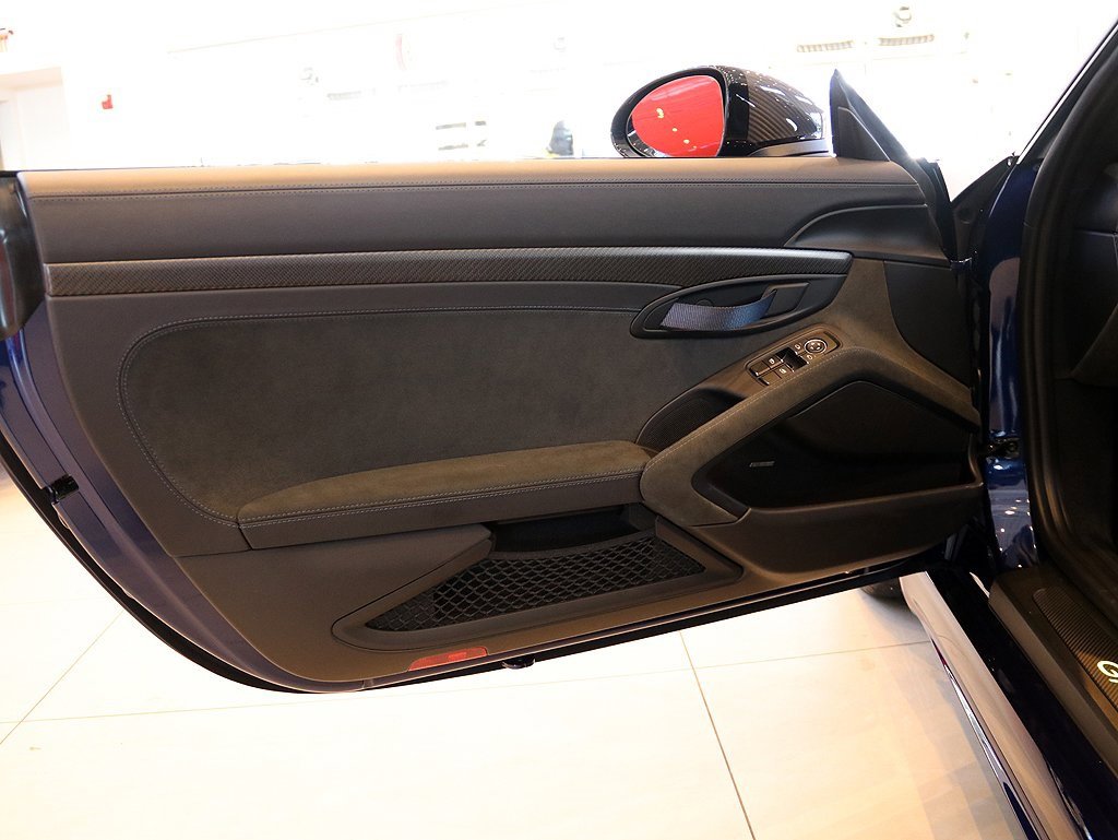 Used 2024 Porsche 718 Cayman GT4 RS image 44