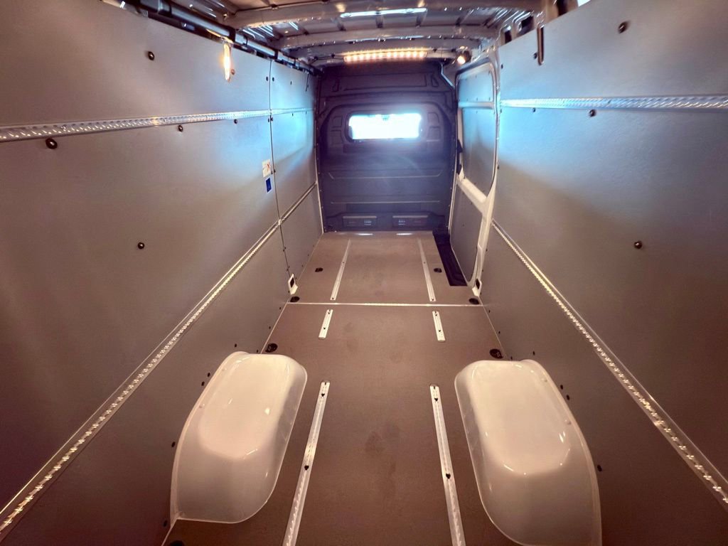 New 2025 Mercedes-Benz Sprinter 4500 image 28