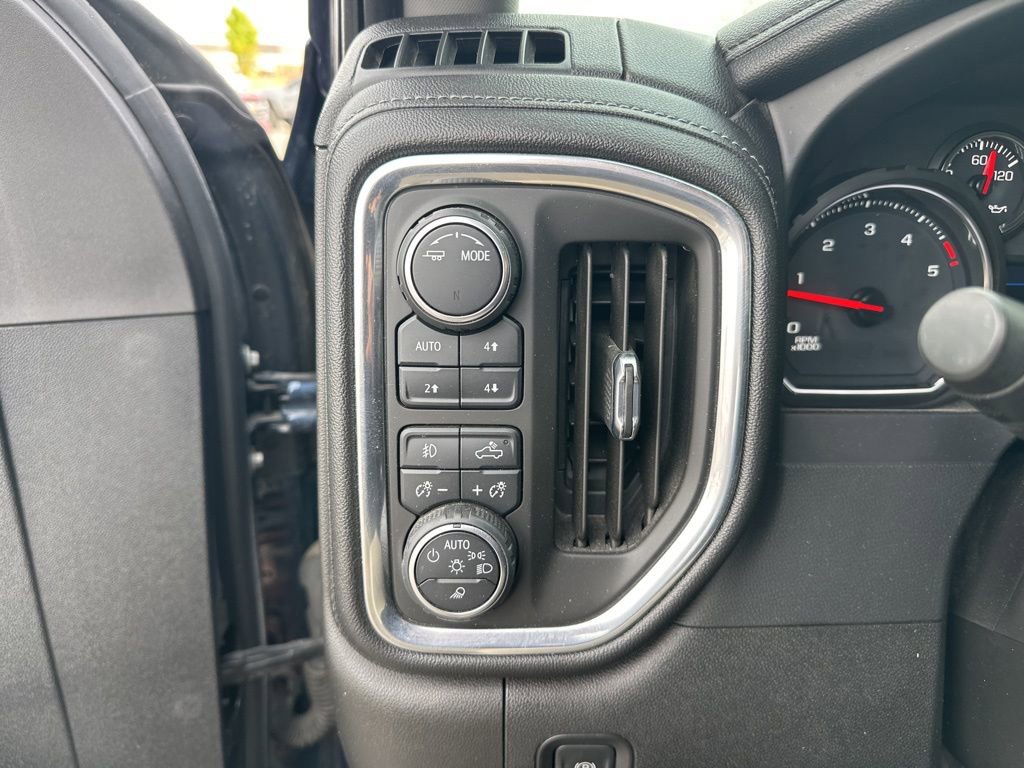 Used 2021 Chevrolet Silverado 3500 LTZ w/ Gooseneck/5TH Wheel Package image 22