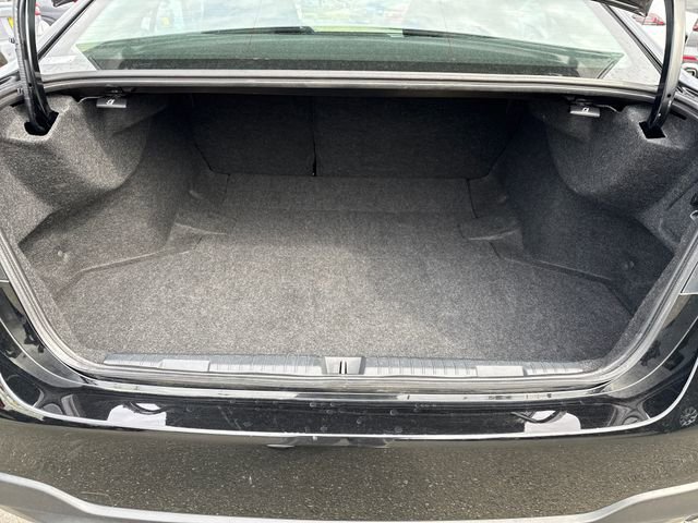 Used 2025 Subaru Legacy Premium AWD/4WD image 14