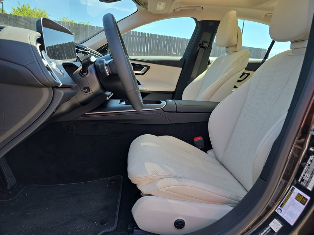 Certified 2026 Mercedes-Benz E 350 4MATIC Sedan image 10