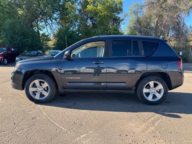 Used 2015 Jeep Compass High Altitude AWD/4WD image 2