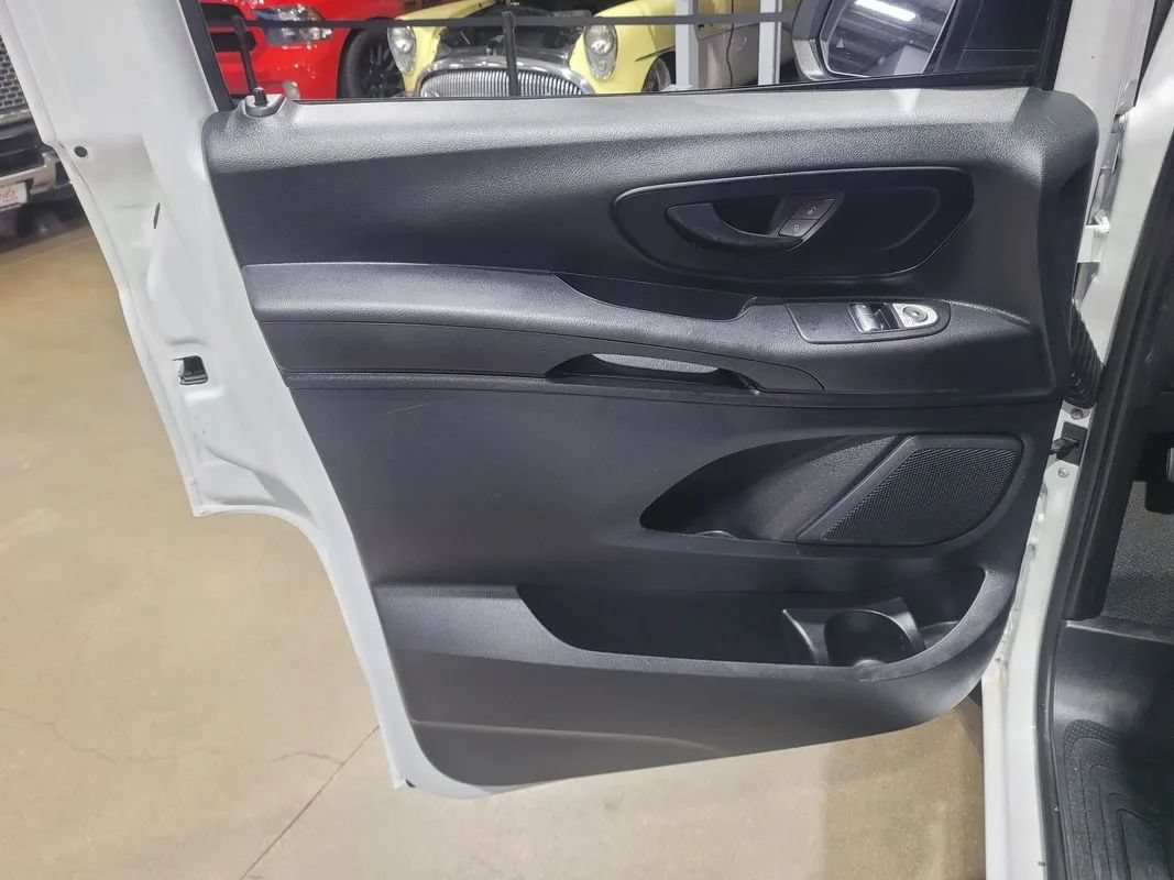 Used 2022 Mercedes-Benz Metris image 74