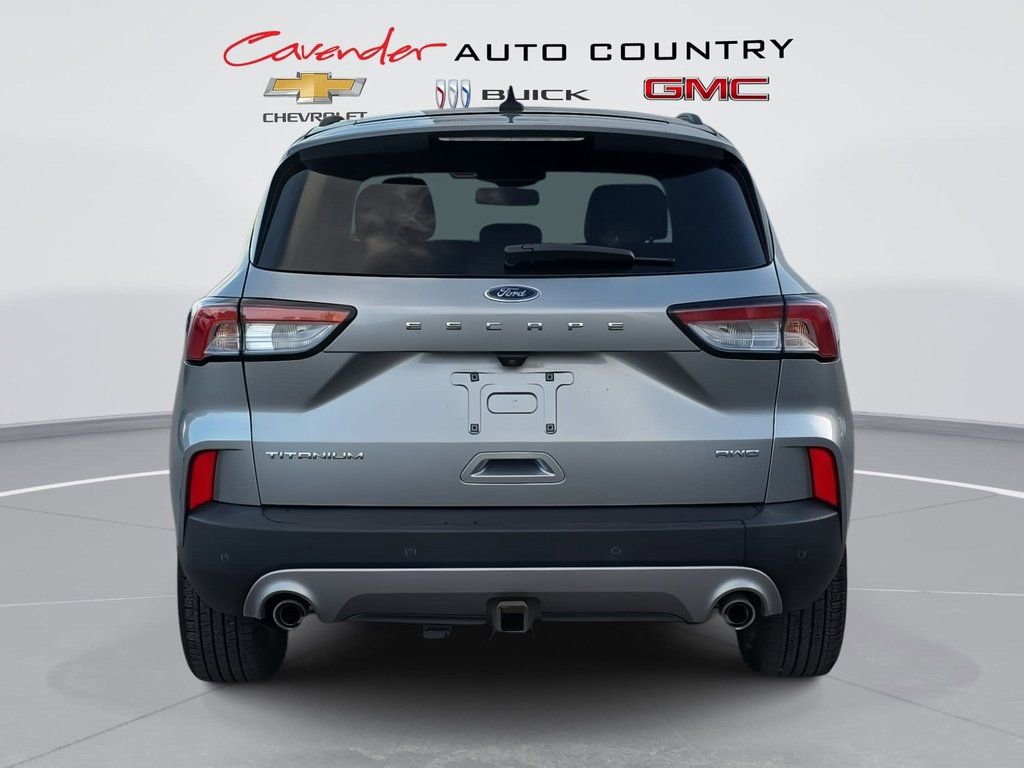 Used 2022 Ford Escape Titanium w/ Titanium Elite Package image 6