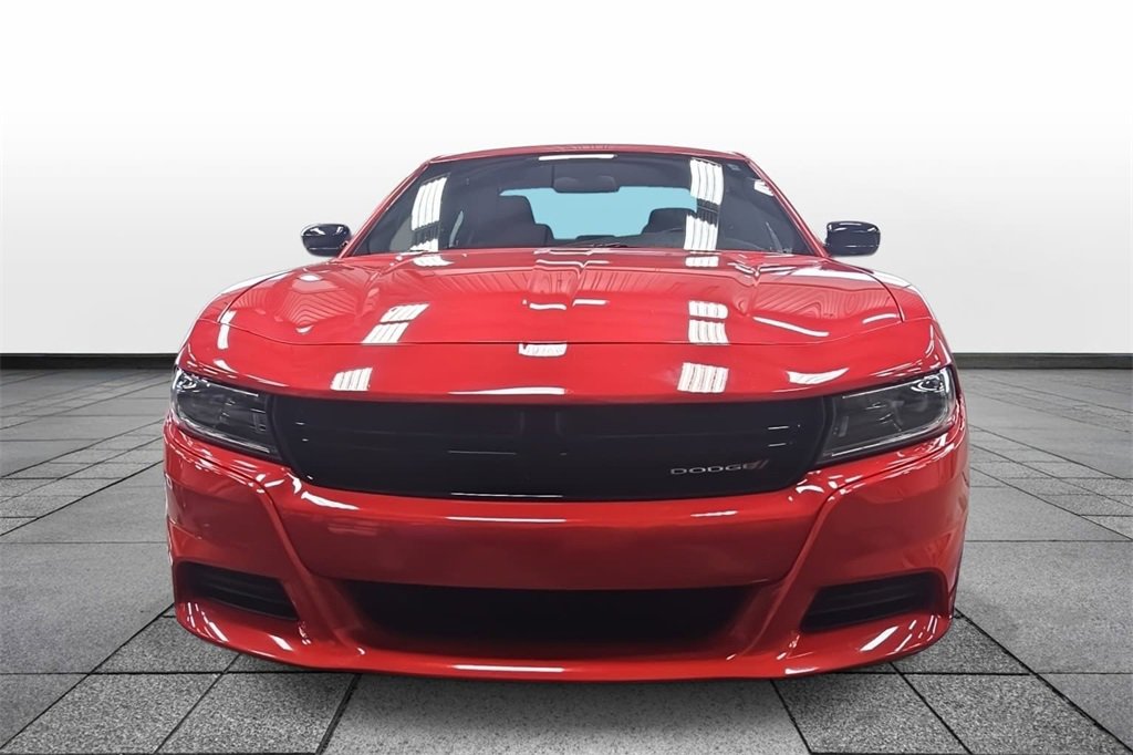 Used 2023 Dodge Charger SXT image 2