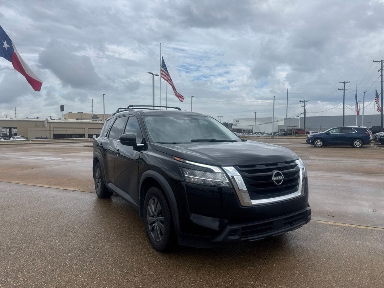 Certified 2022 Nissan Pathfinder SV