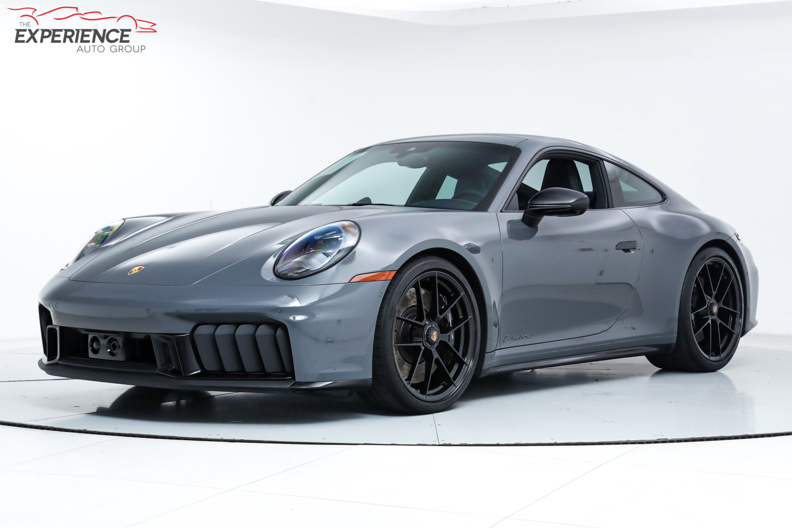 Used 2025 Porsche 911 Carrera GTS image 1