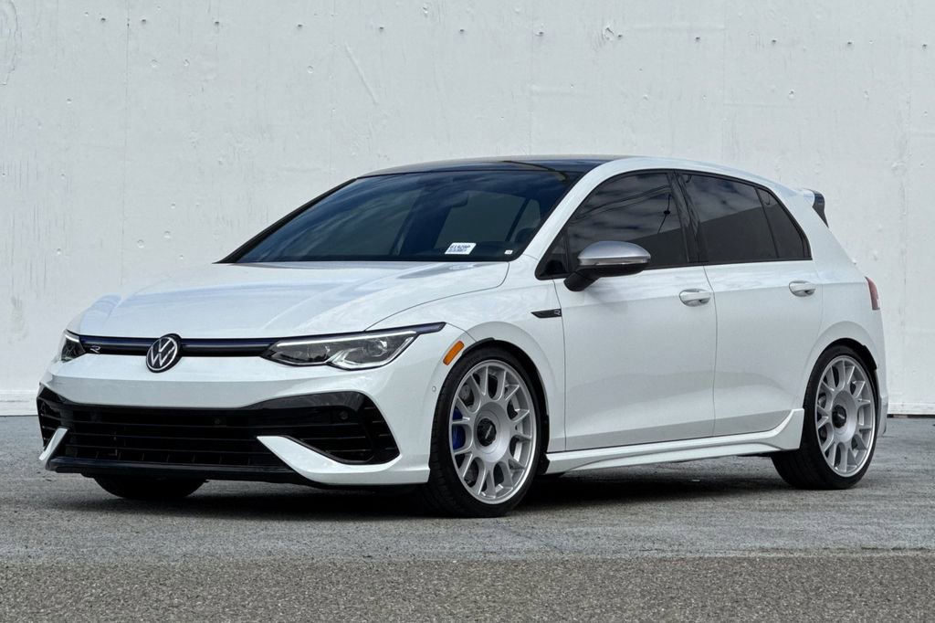 Used 2023 Volkswagen Golf R image 7