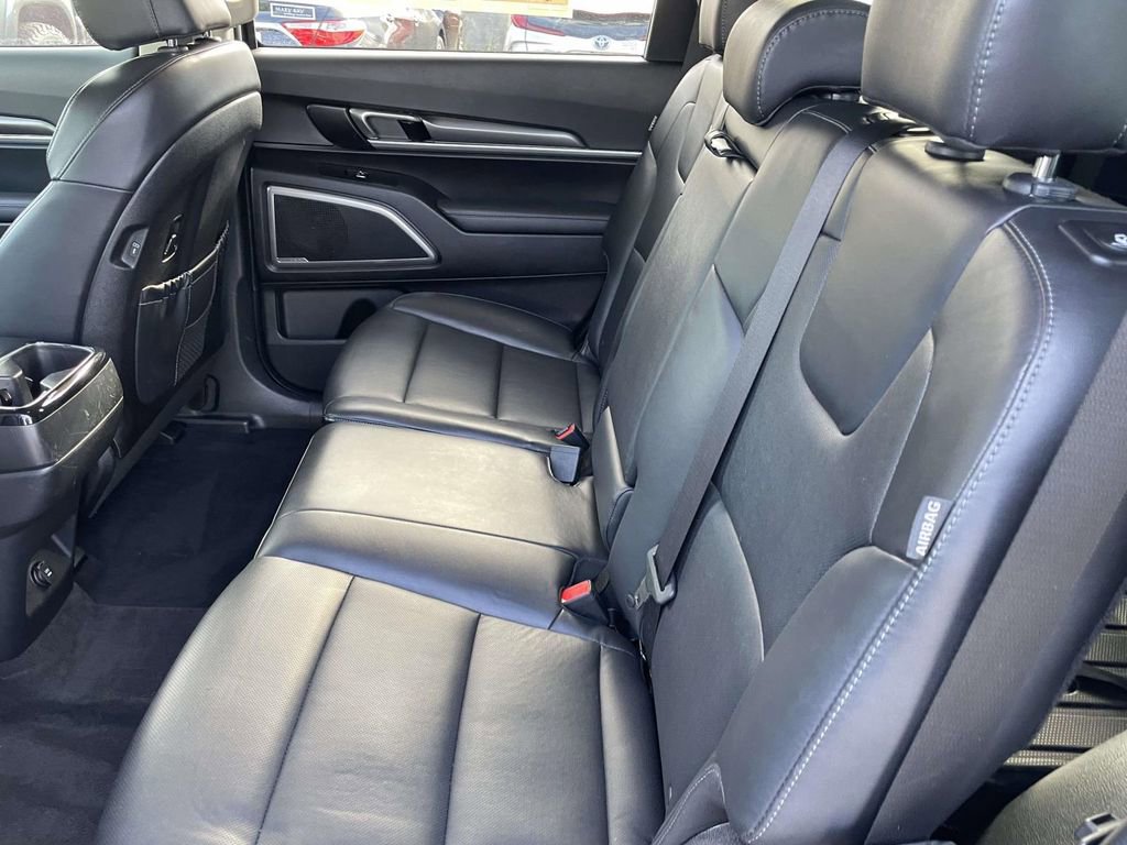 Used 2023 Kia Telluride LX image 22