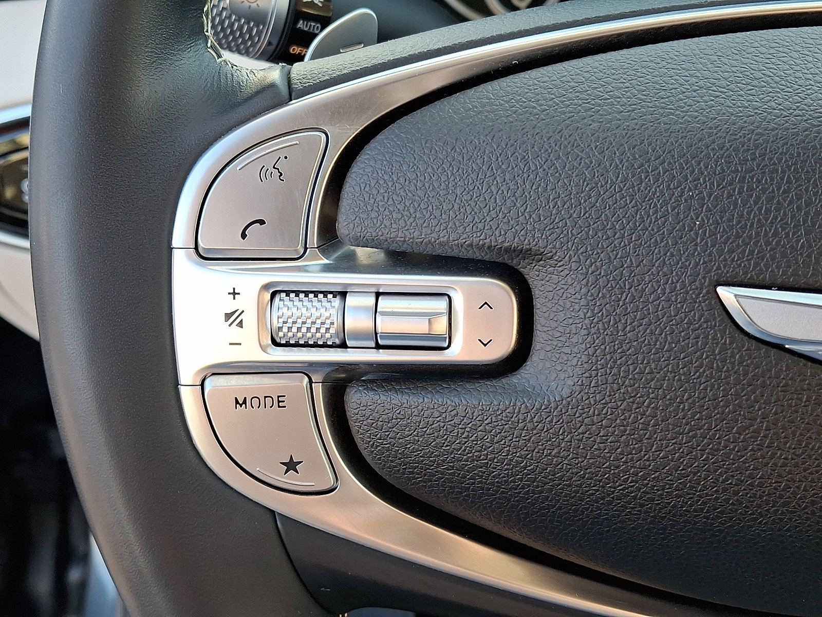 Certified 2022 Genesis GV70 2.5T w/ Advanced Package image 22