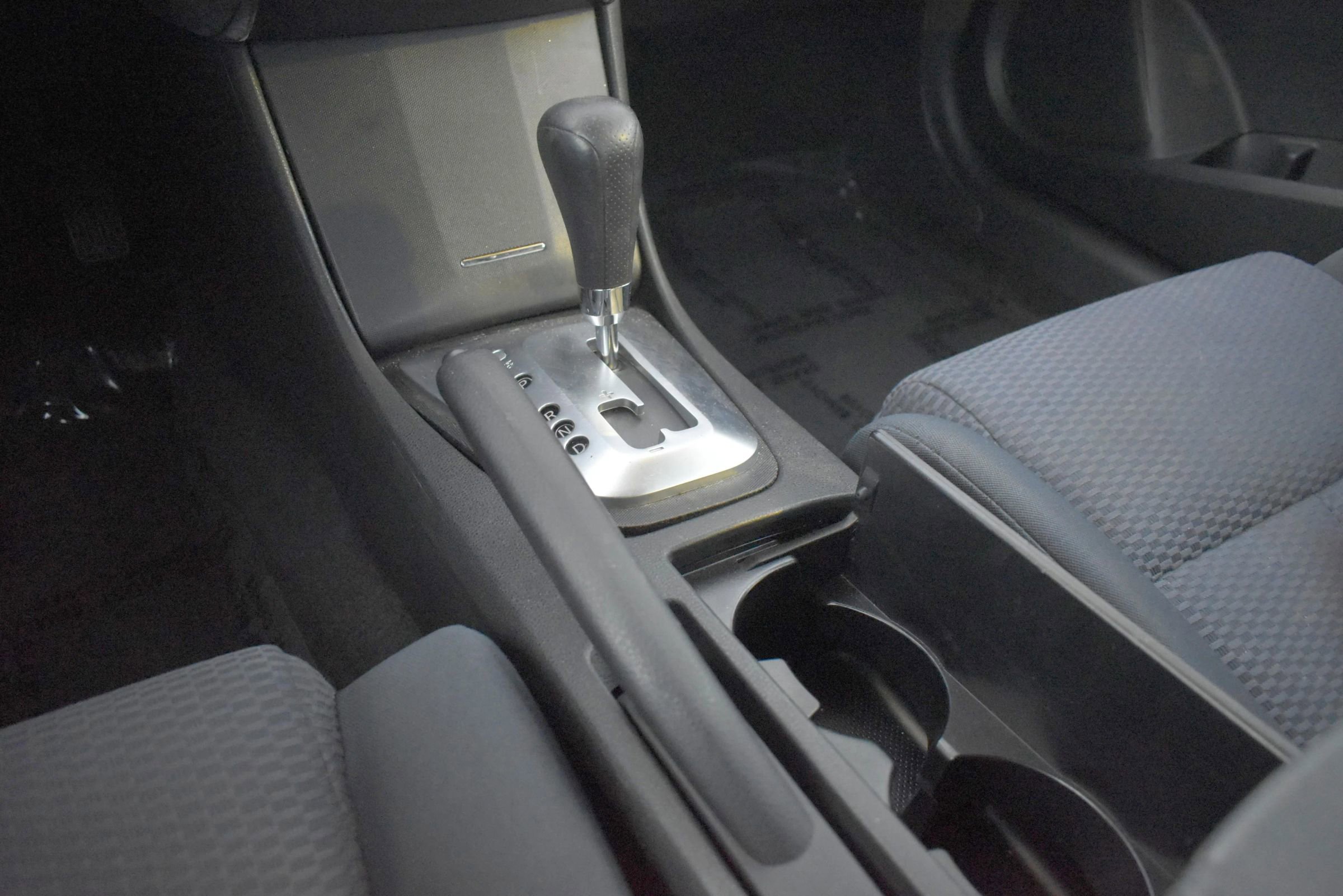 Used 2008 Nissan Altima 3.5 SE FWD image 18