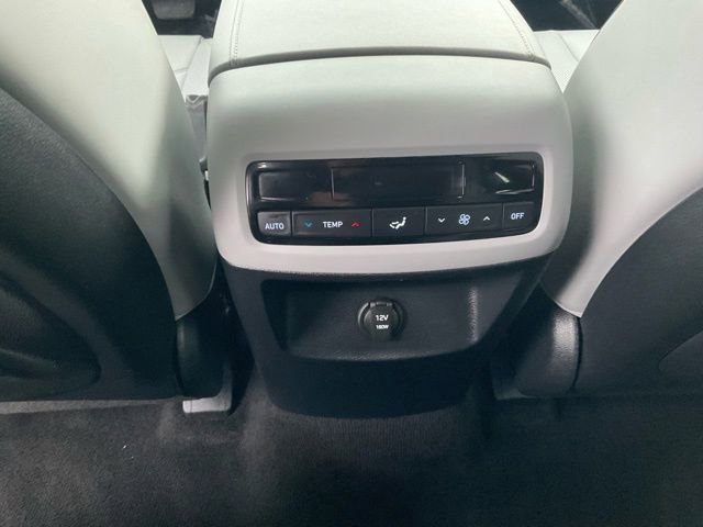 Used 2024 Hyundai Palisade SEL AWD/4WD image 16
