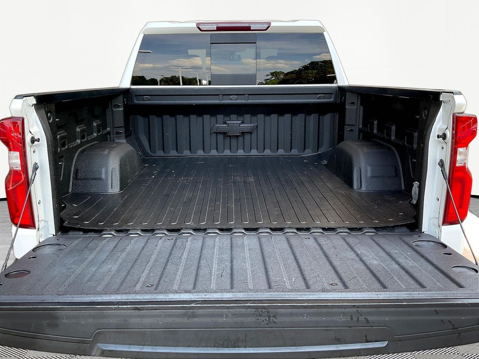 Used 2020 Chevrolet Silverado 1500 RST AWD/4WD image 7