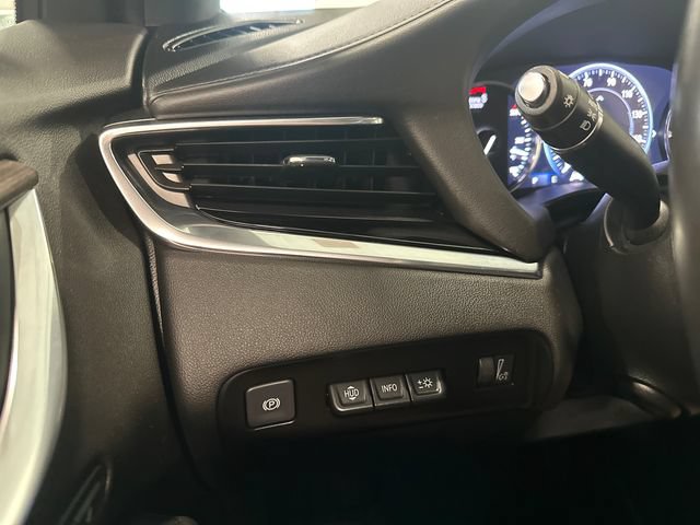 Used 2022 Buick Enclave Avenir w/ Trailering Package, 5000 lbs. AWD/4WD image 21