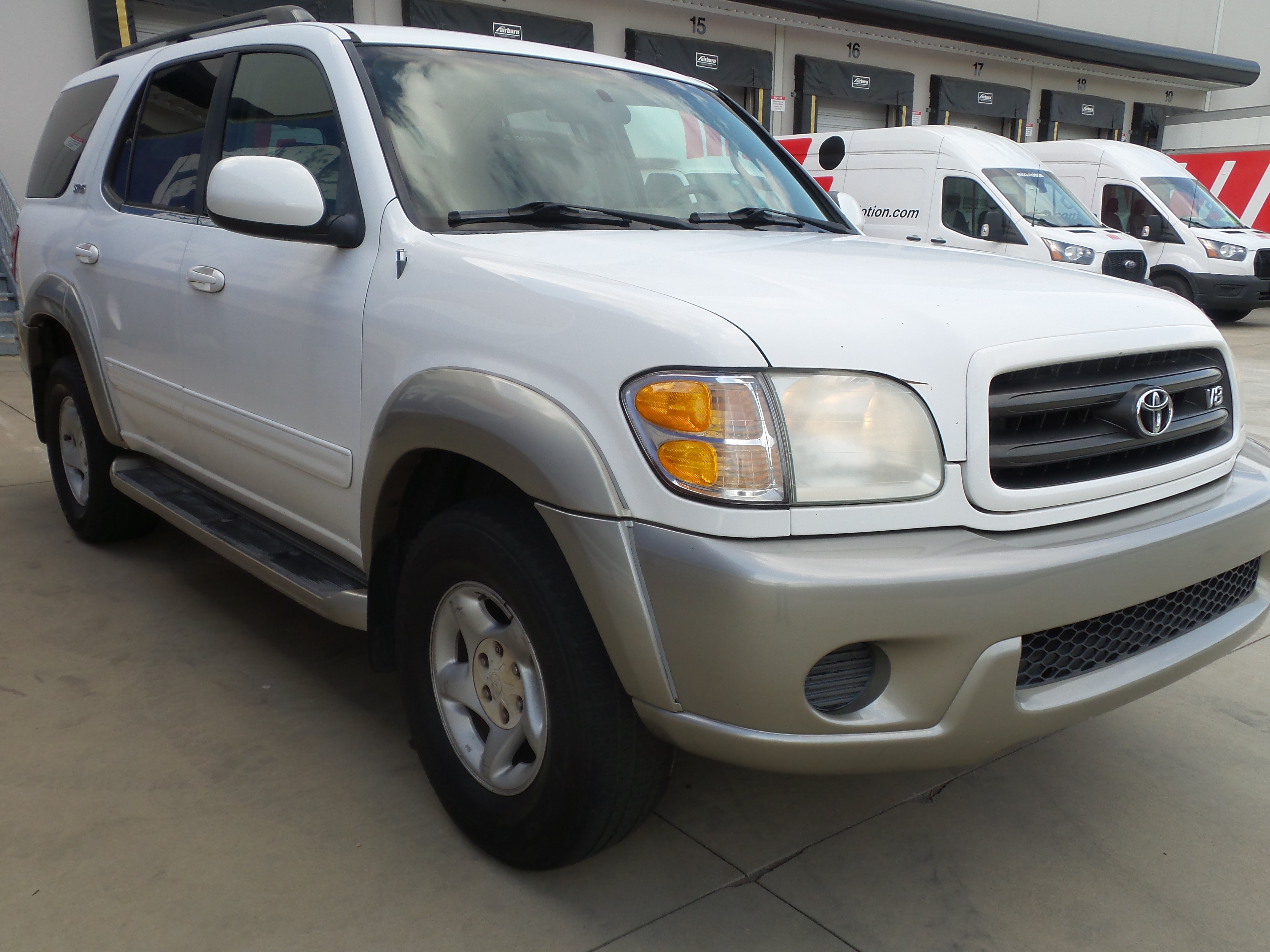 Used 2001 Toyota Sequoia SR5 AWD/4WD image 7