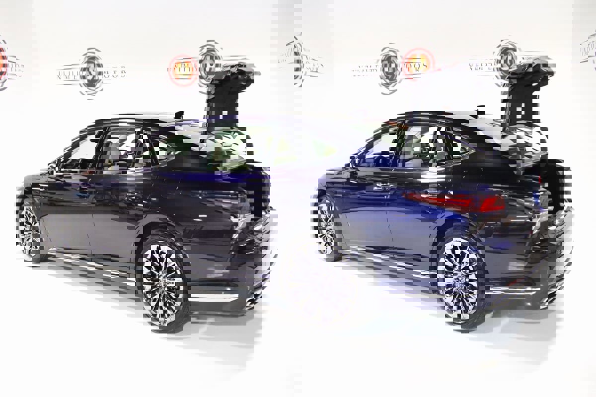 Used 2019 Lexus LS 500 AWD image 29