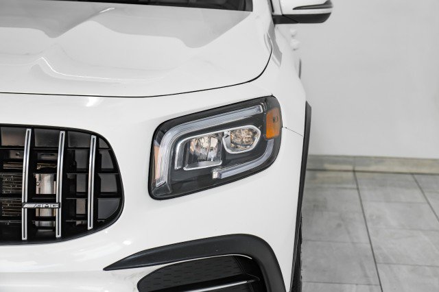 Used 2021 Mercedes-Benz GLB 35 AMG 4MATIC image 46