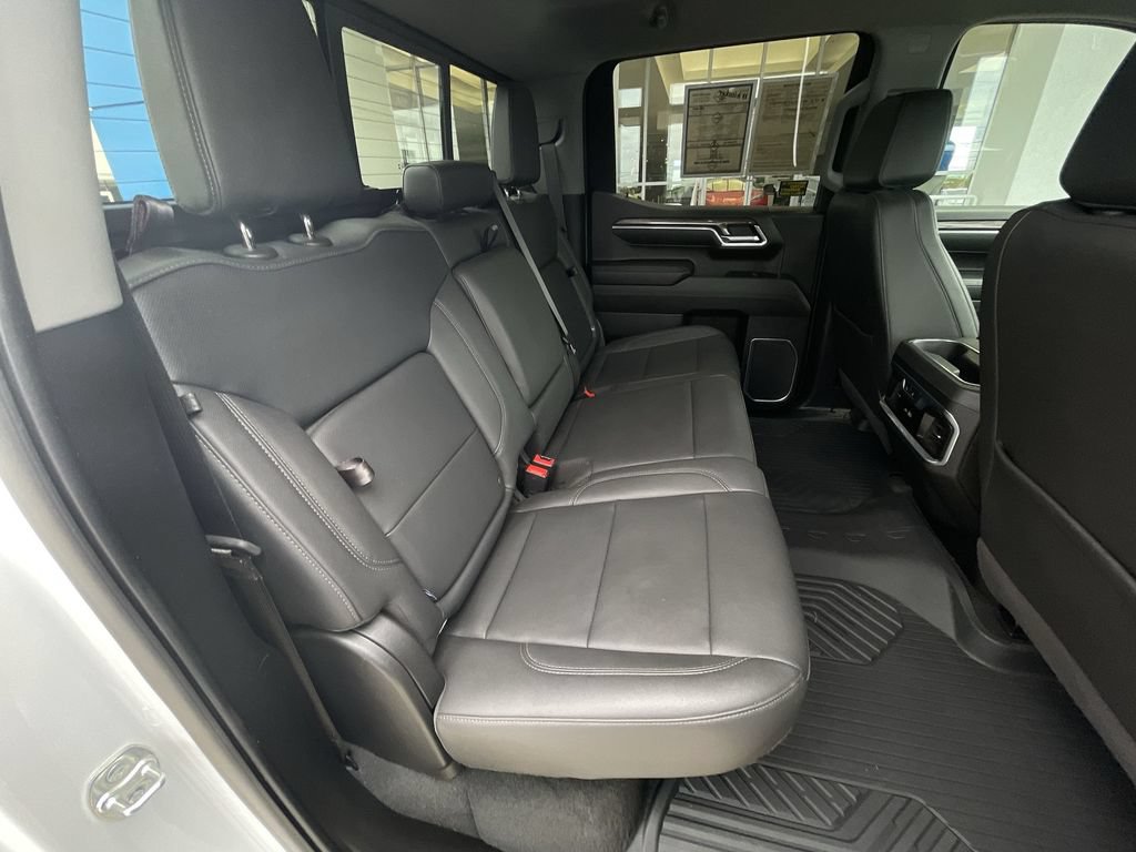 Certified 2025 Chevrolet Silverado 1500 LTZ AWD/4WD image 26